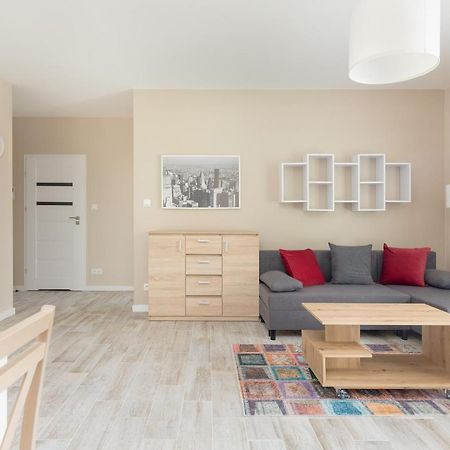 Metro Wilanowska Comfortable Apartment ワルシャワ エクステリア 写真