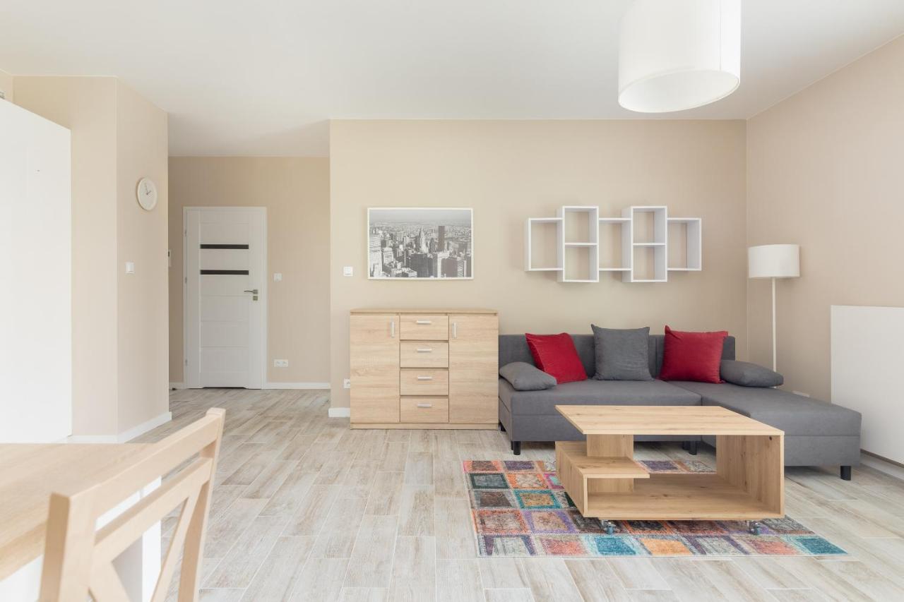 Metro Wilanowska Comfortable Apartment ワルシャワ エクステリア 写真