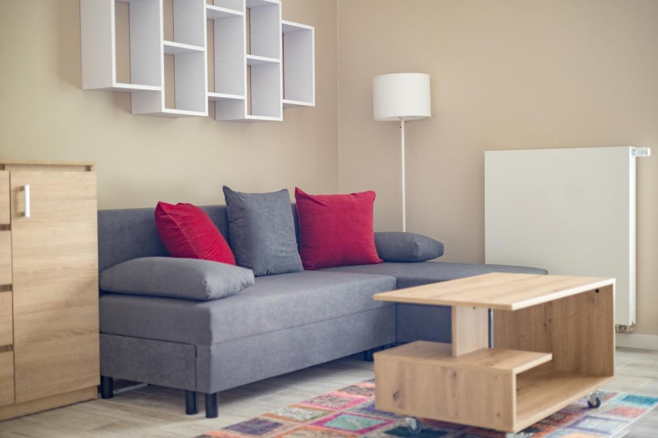 Metro Wilanowska Comfortable Apartment ワルシャワ エクステリア 写真