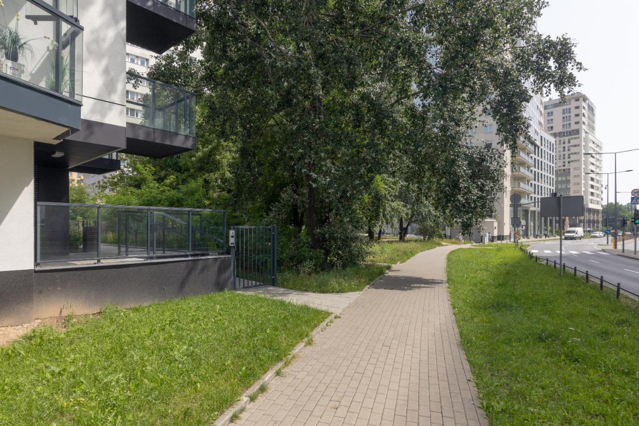 Metro Wilanowska Comfortable Apartment ワルシャワ エクステリア 写真