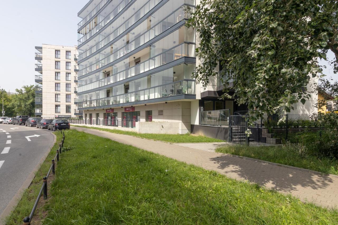Metro Wilanowska Comfortable Apartment ワルシャワ エクステリア 写真