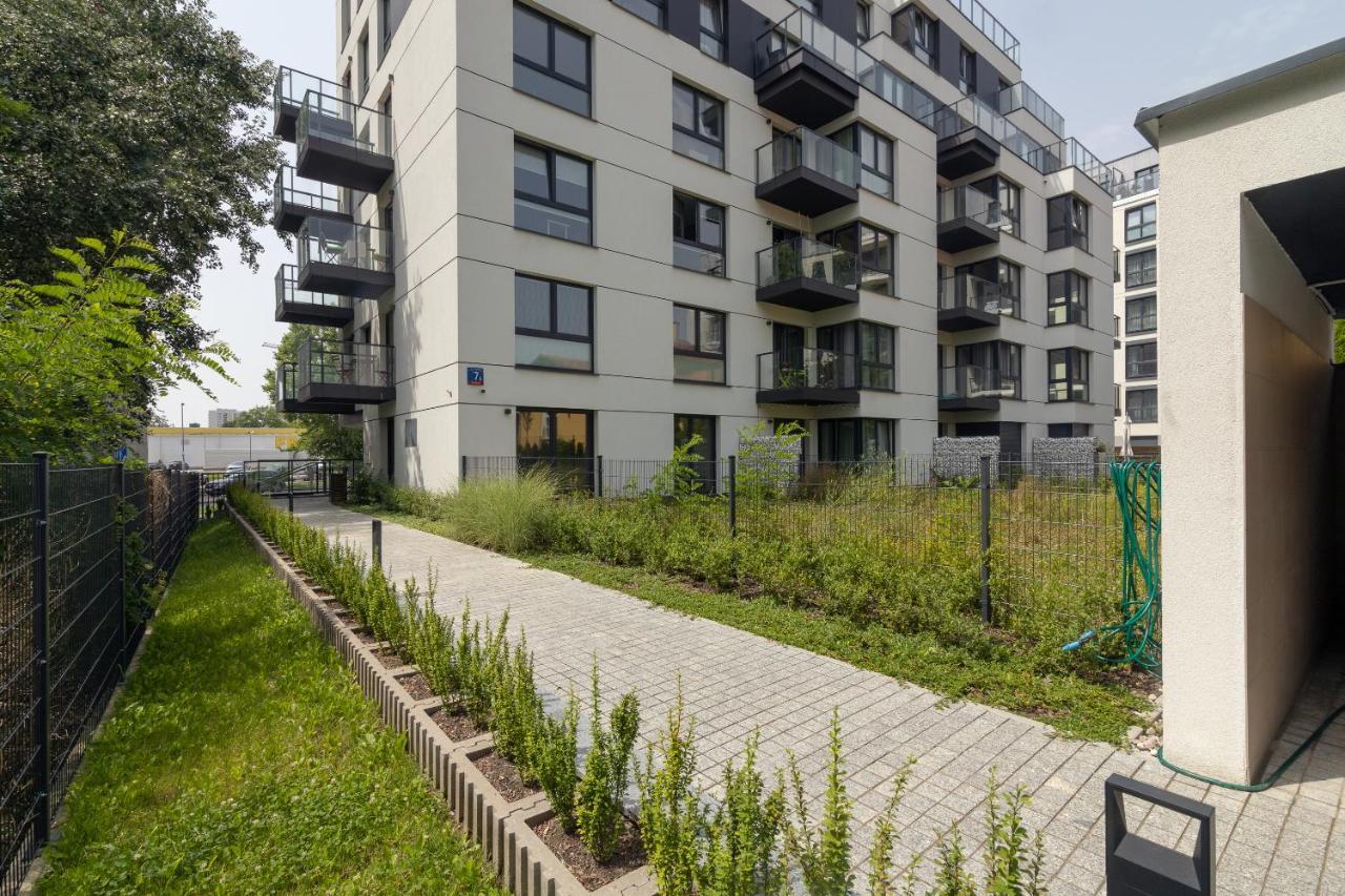 Metro Wilanowska Comfortable Apartment ワルシャワ エクステリア 写真