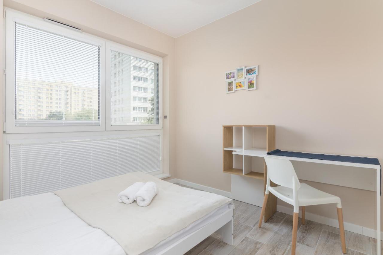 Metro Wilanowska Comfortable Apartment ワルシャワ エクステリア 写真